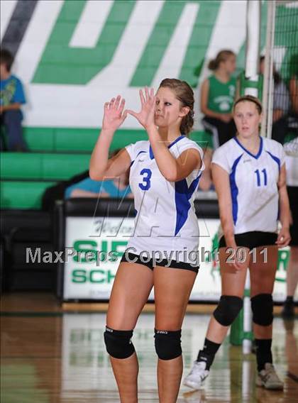 Thumbnail 1 in Clear Lake @ Siren photogallery.