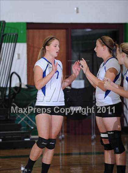 Thumbnail 3 in Clear Lake @ Siren photogallery.