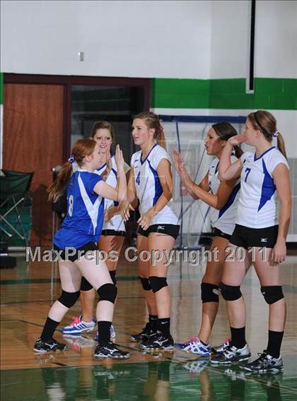 Thumbnail 3 in Clear Lake @ Siren photogallery.