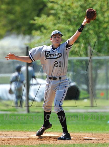 Thumbnail 3 in Paul VI @ DeMatha photogallery.