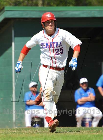 Thumbnail 3 in Paul VI @ DeMatha photogallery.