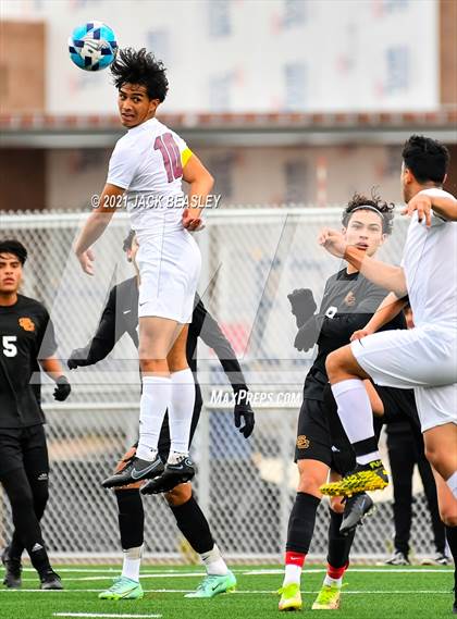 Thumbnail 3 in Hamilton @ Salpointe Catholic (Arizona Soccer Showcase) photogallery.