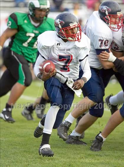 Thumbnail 1 in Pleasant Grove vs. St. Mary's (CIF SJS D1 Final) photogallery.