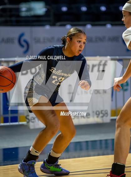 Thumbnail 1 in Eastlake vs. Bellarmine Prep (King Showcase) photogallery.