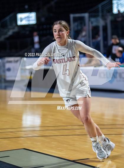 Thumbnail 2 in Eastlake vs. Bellarmine Prep (King Showcase) photogallery.