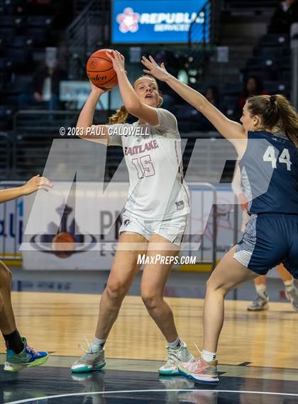 Thumbnail 1 in Eastlake vs. Bellarmine Prep (King Showcase) photogallery.