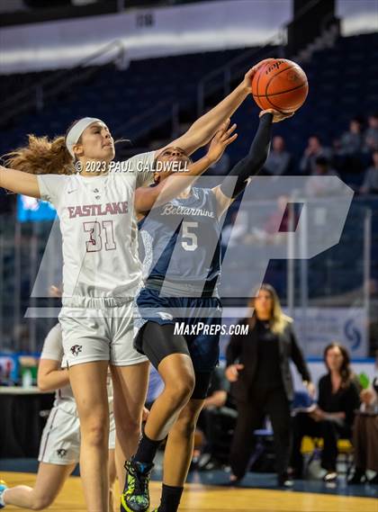 Thumbnail 1 in Eastlake vs. Bellarmine Prep (King Showcase) photogallery.
