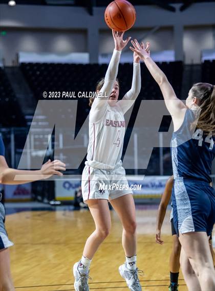Thumbnail 3 in Eastlake vs. Bellarmine Prep (King Showcase) photogallery.