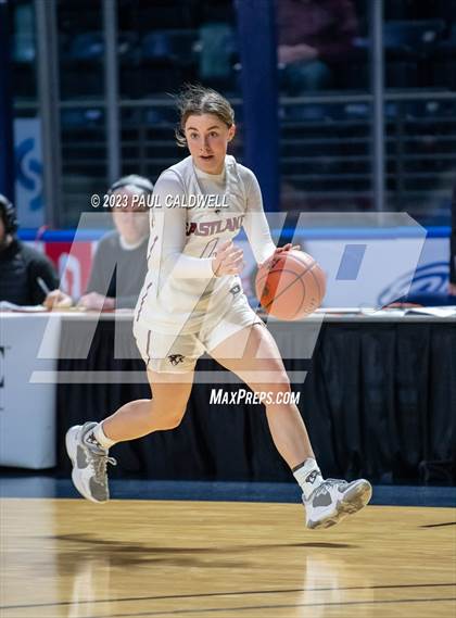 Thumbnail 2 in Eastlake vs. Bellarmine Prep (King Showcase) photogallery.