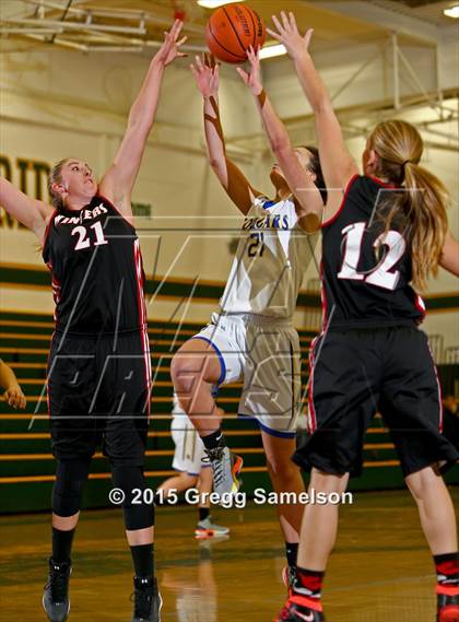 Thumbnail 3 in Del Campo vs Winters (Triple R Tournament) photogallery.