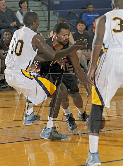 Thumbnail 2 in Buckhorn vs. Grissom (Columbia Classic) photogallery.