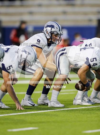 Thumbnail 3 in Paris vs Argyle (UIL 4A Quarterfinal Playoff) photogallery.