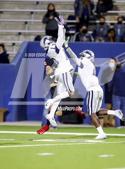Thumbnail 2 in Paris vs Argyle (UIL 4A Quarterfinal Playoff) photogallery.