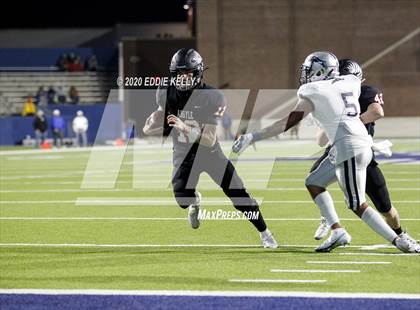 Thumbnail 3 in Paris vs Argyle (UIL 4A Quarterfinal Playoff) photogallery.