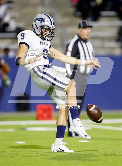 Thumbnail 3 in Paris vs Argyle (UIL 4A Quarterfinal Playoff) photogallery.