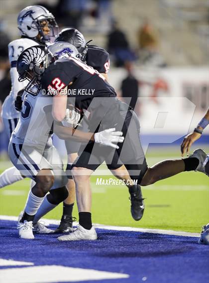 Thumbnail 2 in Paris vs Argyle (UIL 4A Quarterfinal Playoff) photogallery.