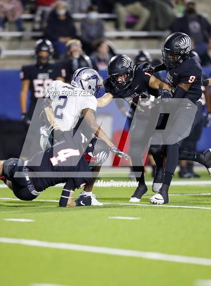 Thumbnail 2 in Paris vs Argyle (UIL 4A Quarterfinal Playoff) photogallery.