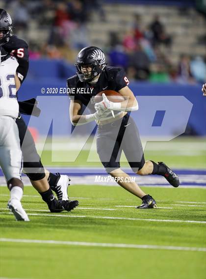 Thumbnail 3 in Paris vs Argyle (UIL 4A Quarterfinal Playoff) photogallery.