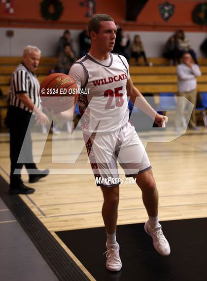Thumbnail 1 in Cloverdale @ Ferndale (Stokes Tournament Third Place) photogallery.