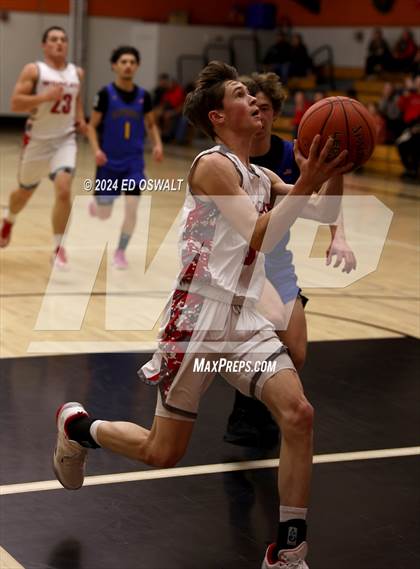Thumbnail 1 in Cloverdale @ Ferndale (Stokes Tournament Third Place) photogallery.