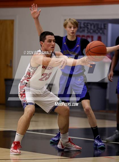Thumbnail 1 in Cloverdale @ Ferndale (Stokes Tournament Third Place) photogallery.