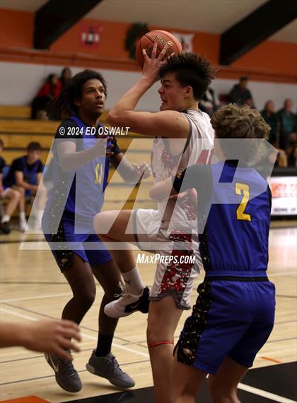 Thumbnail 3 in Cloverdale @ Ferndale (Stokes Tournament Third Place) photogallery.