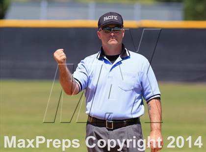 Thumbnail 2 in Broomfield vs. Foothill (64th Annual San Diego Lions Tournament) photogallery.