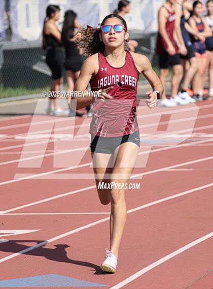 Thumbnail 2 in Herd Roundup @ Elk Grove HS photogallery.