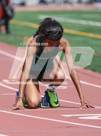 Thumbnail 3 in Herd Roundup @ Elk Grove HS photogallery.