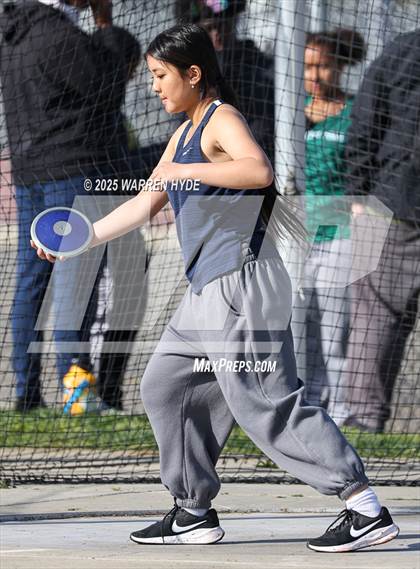 Thumbnail 1 in Herd Roundup @ Elk Grove HS photogallery.