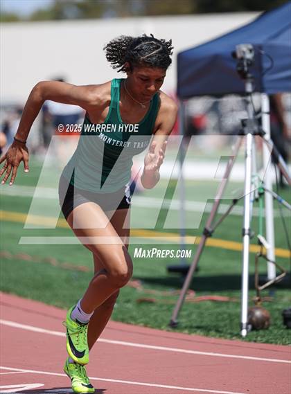 Thumbnail 1 in Herd Roundup @ Elk Grove HS photogallery.