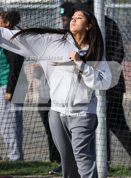 Thumbnail 1 in Herd Roundup @ Elk Grove HS photogallery.