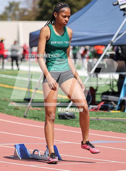 Thumbnail 2 in Herd Roundup @ Elk Grove HS photogallery.