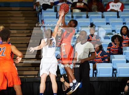 Thumbnail 2 in North Pitt vs. North Wilkes (NCHSAA 2A Final) photogallery.
