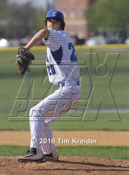 Thumbnail 2 in Elizabethtown @ Cedar Crest photogallery.