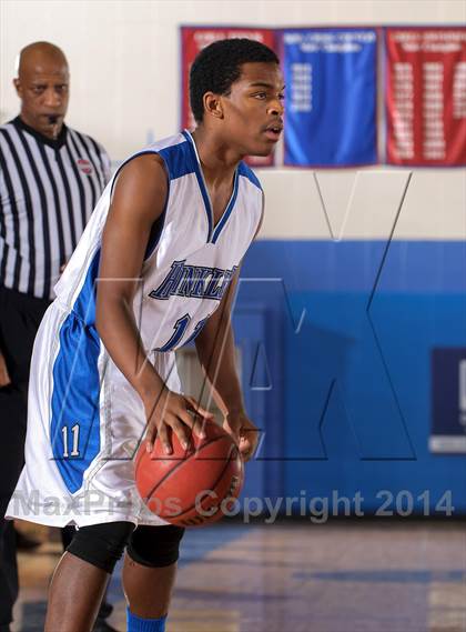 Thumbnail 1 in Thomas Jefferson vs. Hinkley (Holiday Classic) photogallery.