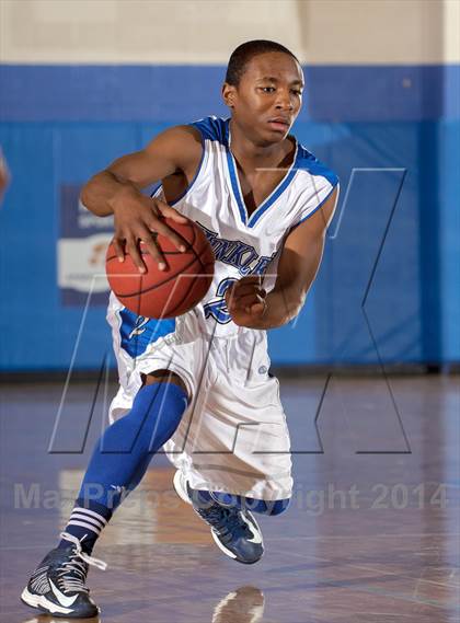 Thumbnail 1 in Thomas Jefferson vs. Hinkley (Holiday Classic) photogallery.