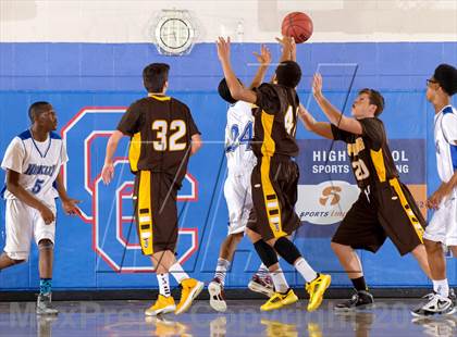 Thumbnail 3 in Thomas Jefferson vs. Hinkley (Holiday Classic) photogallery.