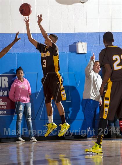 Thumbnail 1 in Thomas Jefferson vs. Hinkley (Holiday Classic) photogallery.
