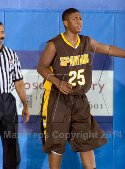 Thumbnail 2 in Thomas Jefferson vs. Hinkley (Holiday Classic) photogallery.