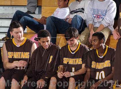 Thumbnail 1 in Thomas Jefferson vs. Hinkley (Holiday Classic) photogallery.