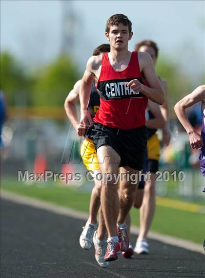 Thumbnail 1 in True Team Section 6AAA (Boys 1600m Run) photogallery.