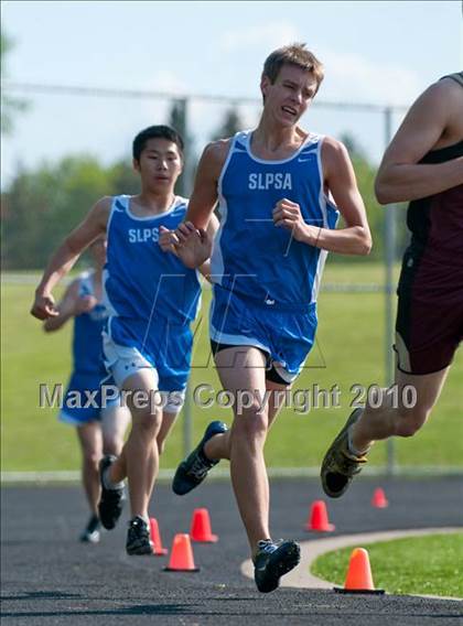 Thumbnail 3 in True Team Section 6AAA (Boys 1600m Run) photogallery.
