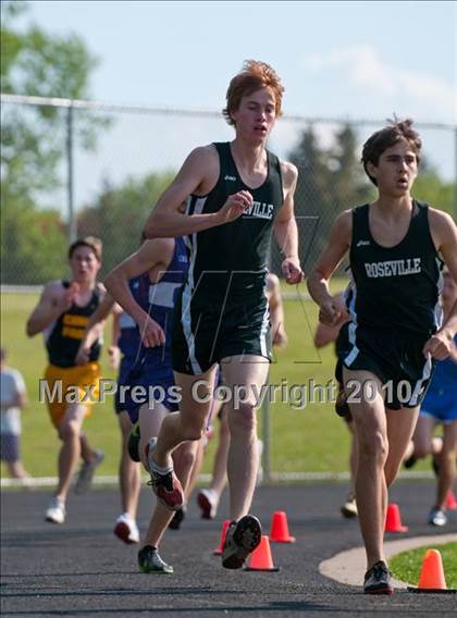 Thumbnail 3 in True Team Section 6AAA (Boys 1600m Run) photogallery.