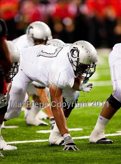 Thumbnail 1 in Cedar Hill vs. Guyer (Kirk Herbstreit National Kickoff Classic) photogallery.