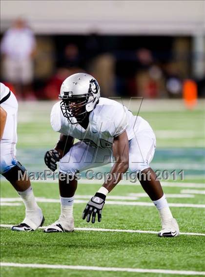 Thumbnail 2 in Cedar Hill vs. Guyer (Kirk Herbstreit National Kickoff Classic) photogallery.