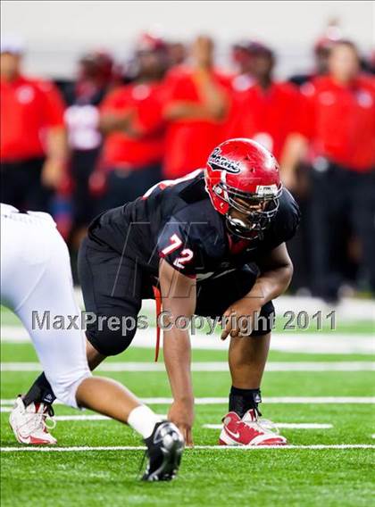Thumbnail 2 in Cedar Hill vs. Guyer (Kirk Herbstreit National Kickoff Classic) photogallery.