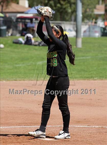 Thumbnail 1 in South @ Narbonne (El Segundo Tournament) photogallery.