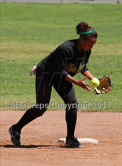 Thumbnail 2 in South @ Narbonne (El Segundo Tournament) photogallery.