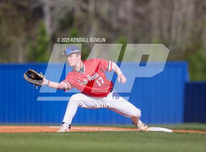Thumbnail 2 in South Panola vs. Central Hinds Academy photogallery.